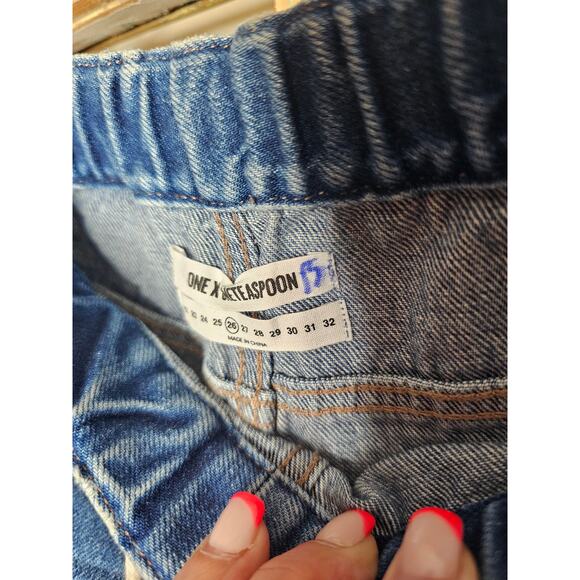 One Teaspoon Denim Jean Pull-on shorts with drawstring w/ fringed hem size 26 - Picture 6 of 6